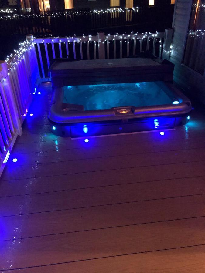Luxury Lakeside Lodge L2 With Hot Tub Situated At Tattershall Lakes Country Park Exterior photo